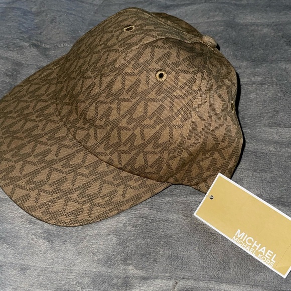 Michael Kors Hat - Picture 3 of 3
